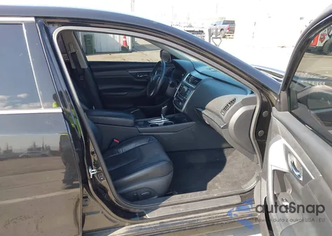 2017 Nissan Altima 2.5 Sl из США, поврежденный, VIN 1N4AL3AP6HC233566